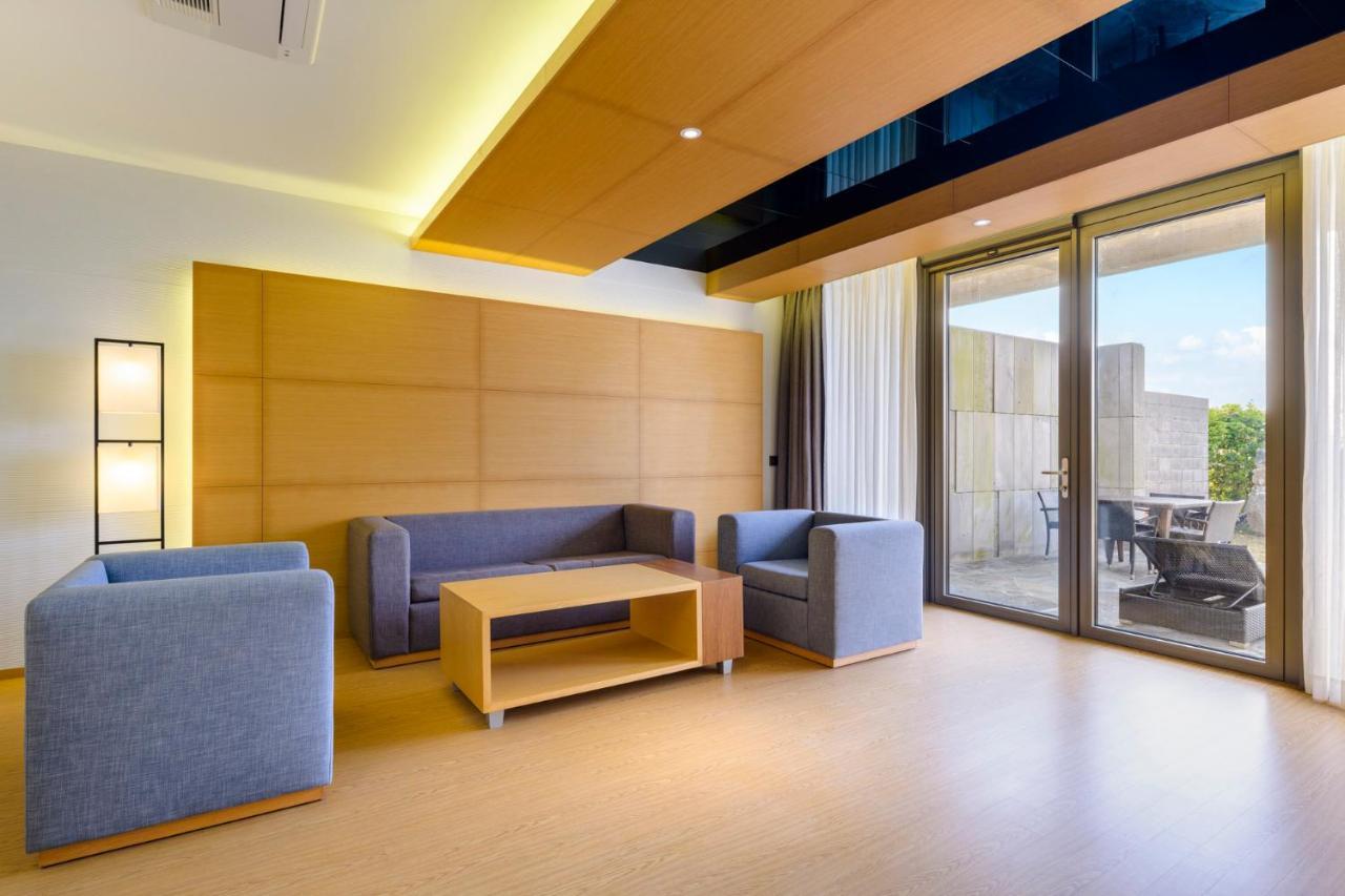 Stanford Hotel & Resort Jeju Exterior photo