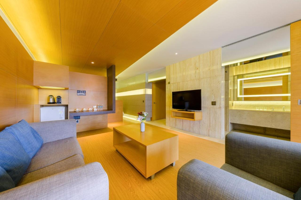 Stanford Hotel & Resort Jeju Exterior photo