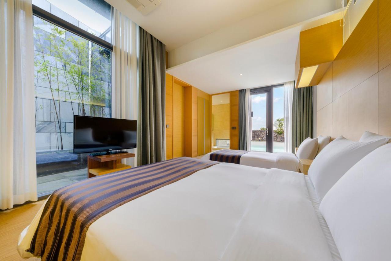Stanford Hotel & Resort Jeju Exterior photo