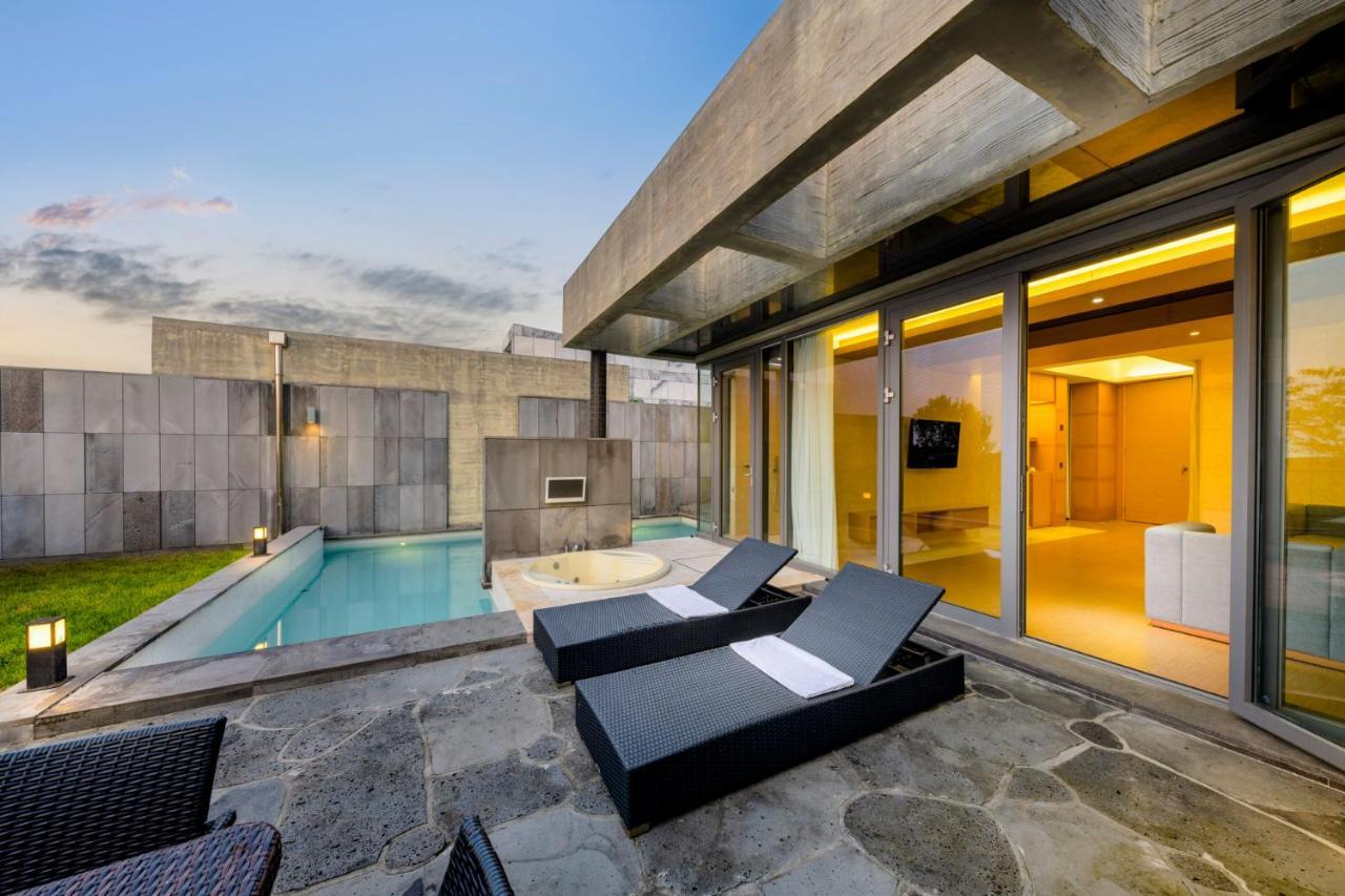 Stanford Hotel & Resort Jeju Exterior photo