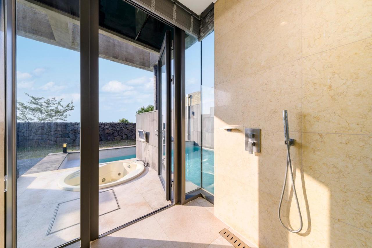 Stanford Hotel & Resort Jeju Exterior photo