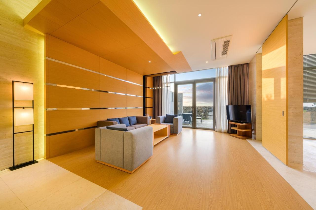 Stanford Hotel & Resort Jeju Exterior photo