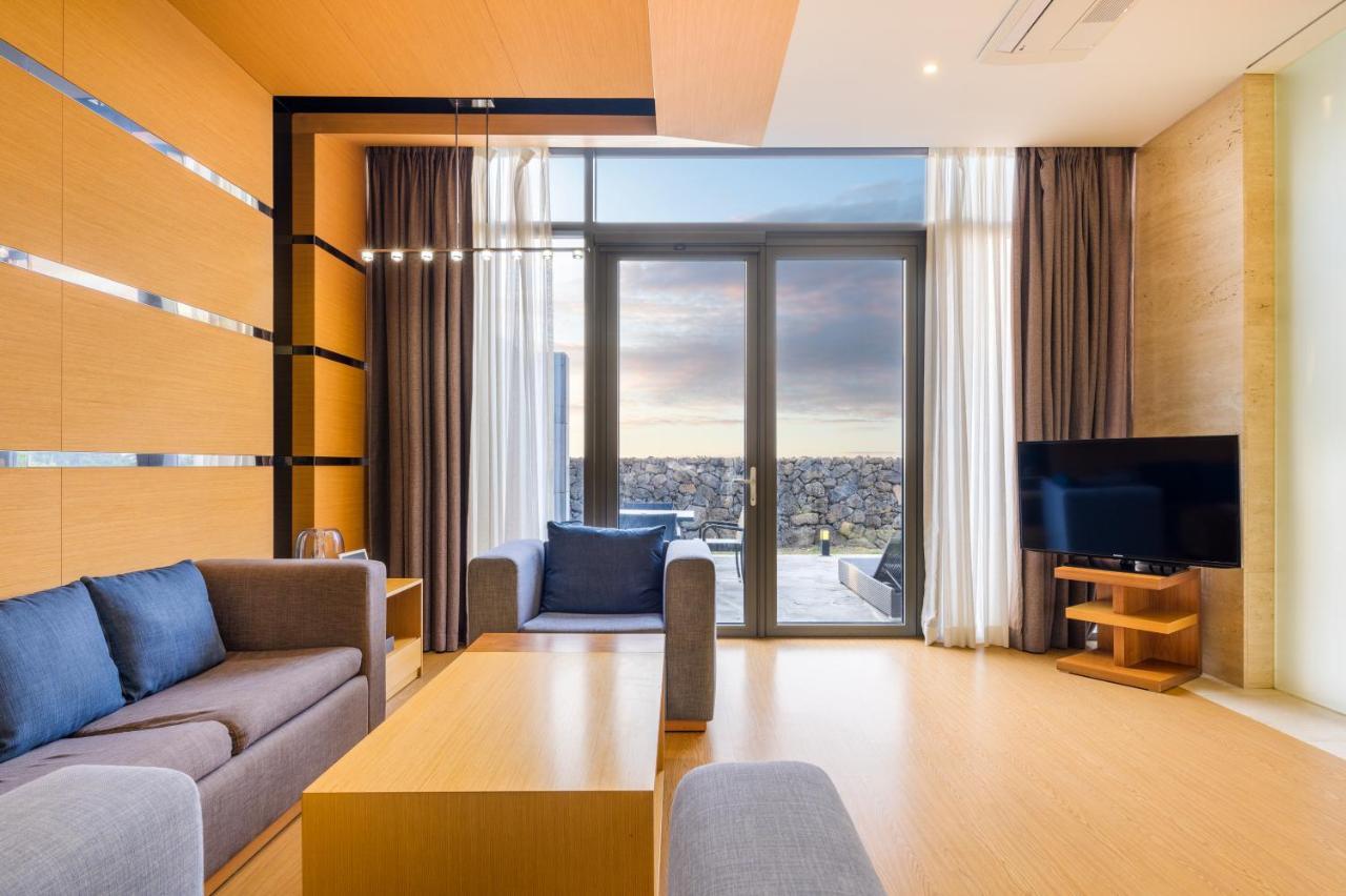 Stanford Hotel & Resort Jeju Exterior photo