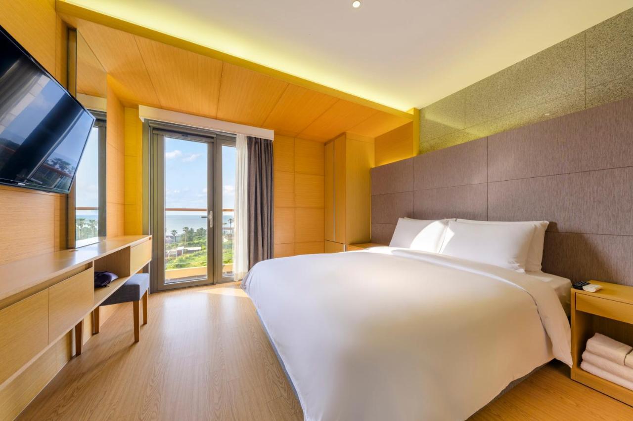 Stanford Hotel & Resort Jeju Exterior photo